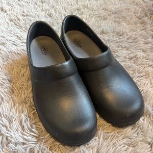 CROCS Neria Pro II Work Clog in Black